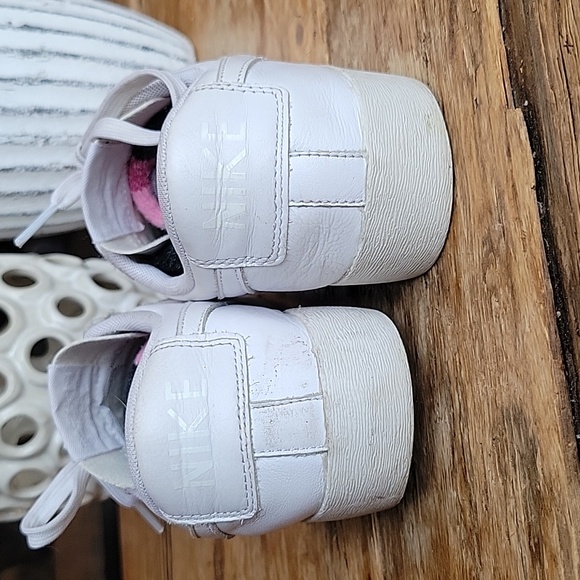 Nike BLAZER Low Profile Sneaker - Picture 3 of 8